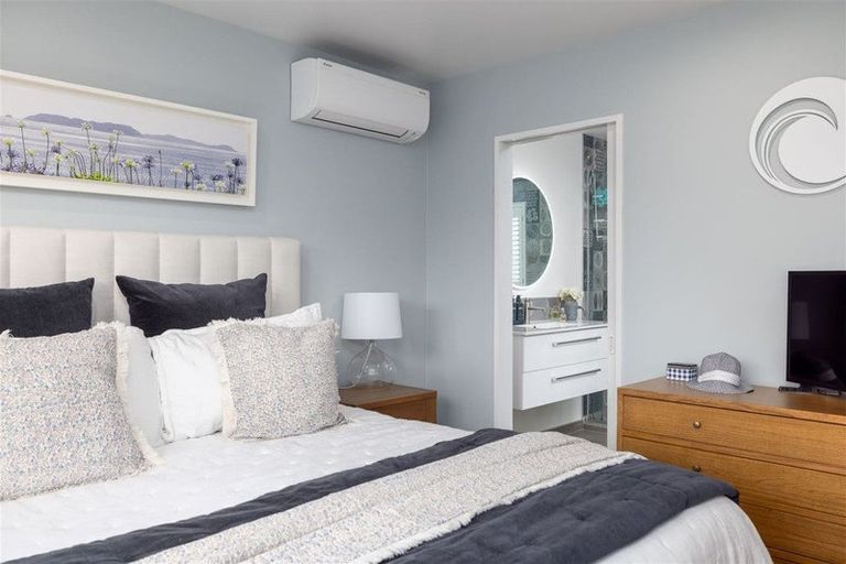 Photo of property in 2 Buscot Gate, Avonhead, Christchurch, 8042