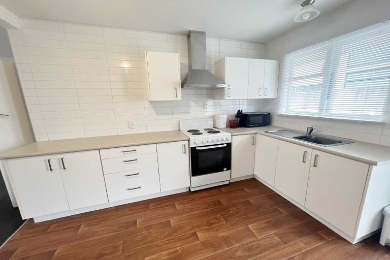 Photo of property in 1/92 Office Road, Merivale, Christchurch, 8014