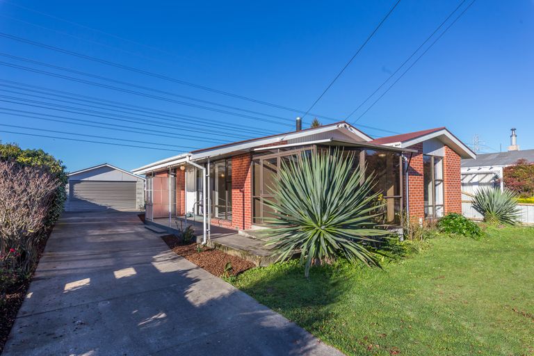 Photo of property in 10 Maple Street, Bishopdale, Christchurch, 8053