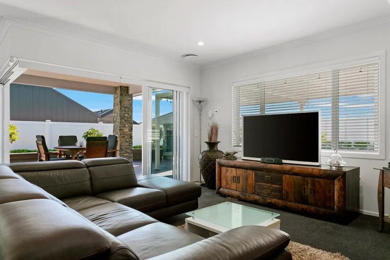 Photo of property in 1 Maunganamu Drive, Wharewaka, Taupo, 3330