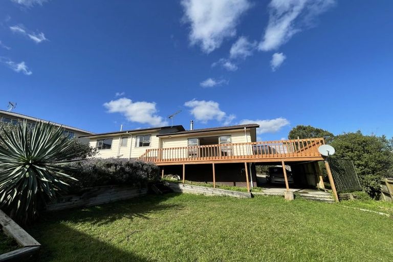 Photo of property in 148 Aviemore Drive, Highland Park, Auckland, 2010