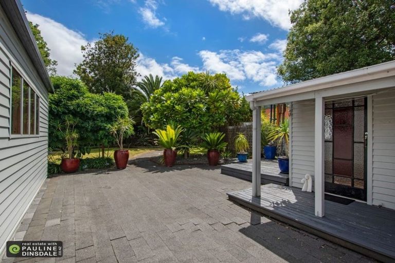 Photo of property in 7 Parahaki Street, Regent, Whangarei, 0112