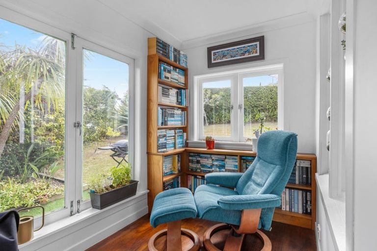 Photo of property in 6 Watea Road, Torbay, Auckland, 0630