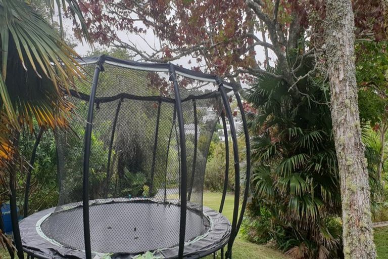 Photo of property in 71a Park Rise, Campbells Bay, Auckland, 0630