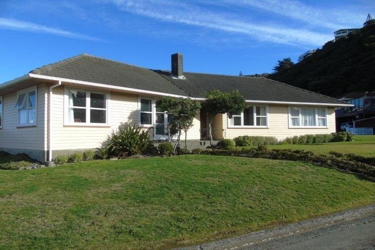 Photo of property in 31 Priscilla Crescent, Kingston, Wellington, 6021