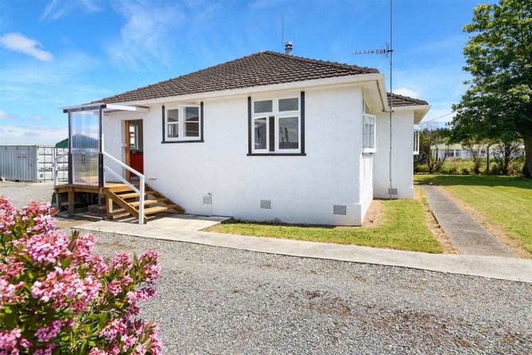 Photo of property in 25 Flower Street, Bulls, 4818