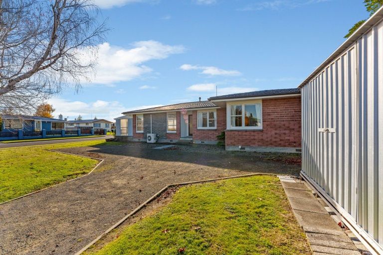 Photo of property in 2 Keith Elliott Street, Feilding, 4702
