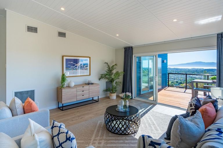 Photo of property in 90 Kotare Street, Waikanae, 5036