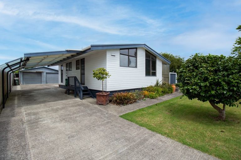 Photo of property in 71 Awatapu Drive, Whakatane, 3120