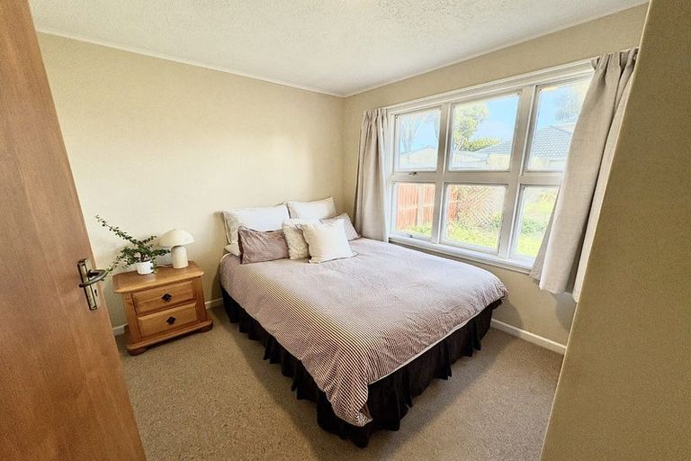 Photo of property in 33 Colman Avenue, Sockburn, Christchurch, 8042