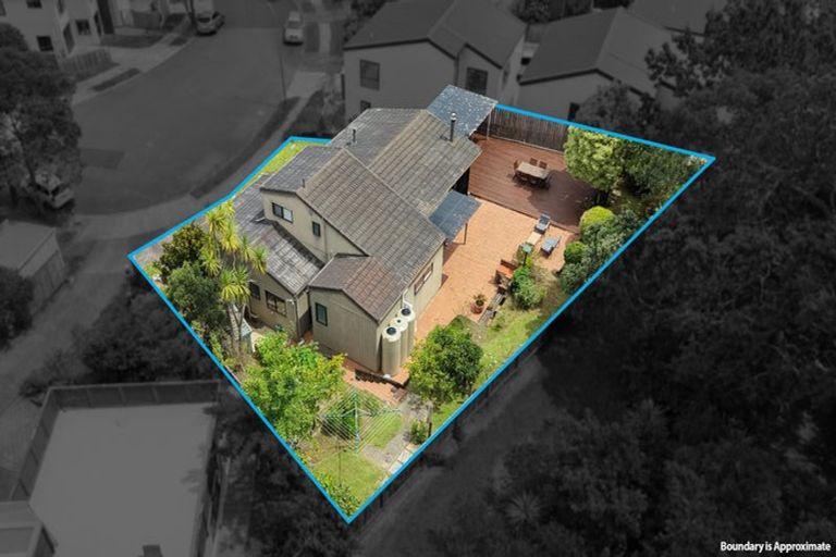 Photo of property in 18 Janome Place, Bucklands Beach, Auckland, 2014