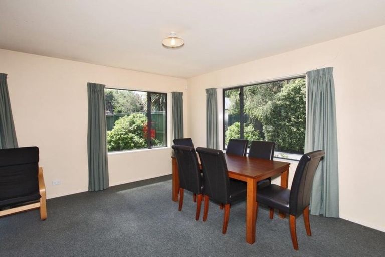 Photo of property in 5 Magnolia Lane, St Albans, Christchurch, 8052