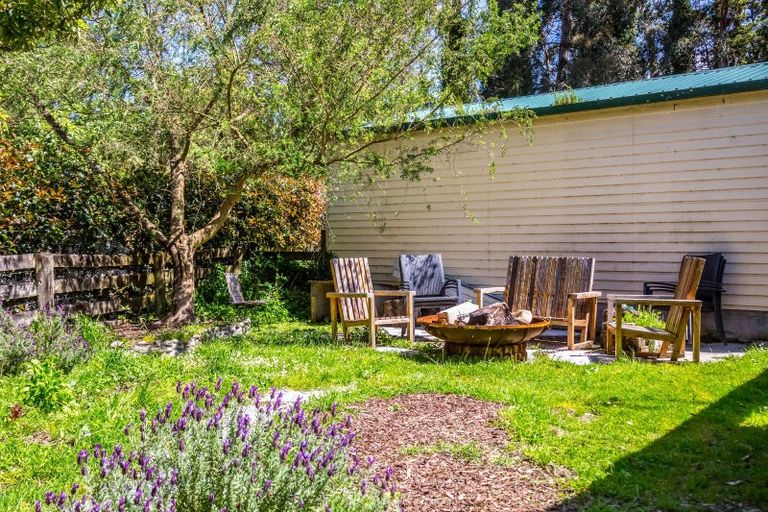 Photo of property in 4 Kereru Grove, Featherston, 5710