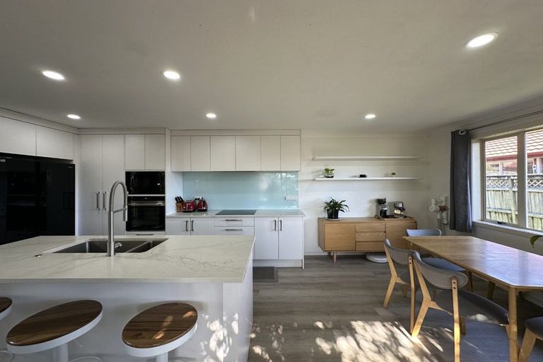 Photo of property in 38 Matija Place, Red Beach, 0932