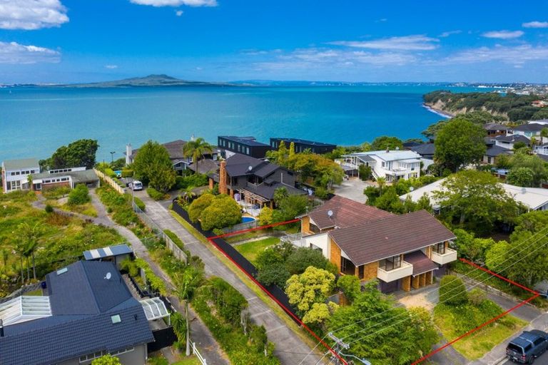 Photo of property in 241 Beach Road, Campbells Bay, Auckland, 0630