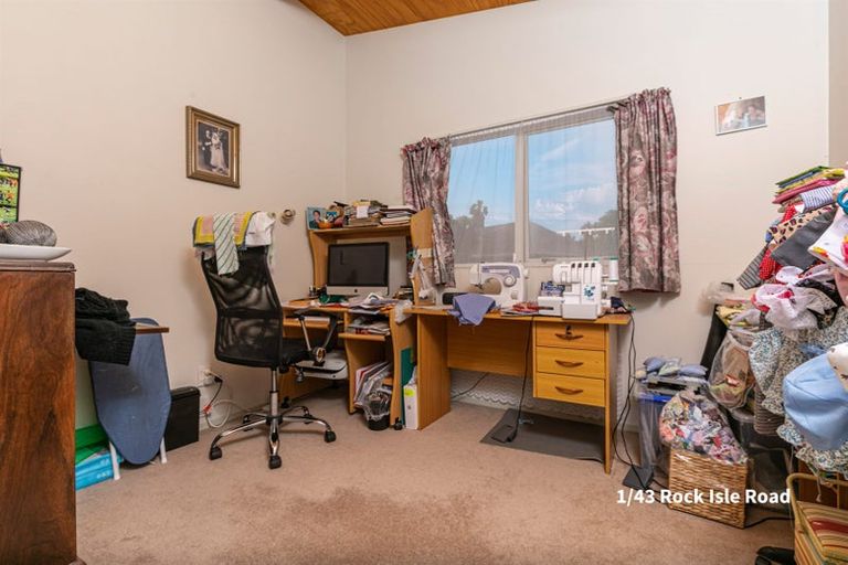 Photo of property in 43 Rock Isle Road, Torbay, Auckland, 0630