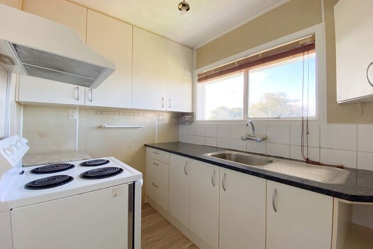Photo of property in 8/6 Eden View Road, Sandringham, Auckland, 1025