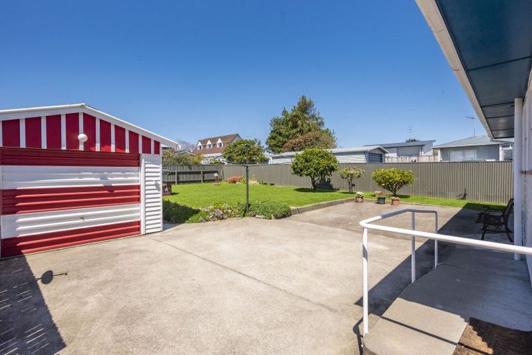 Photo of property in 18 Princes Street, Levin, 5510