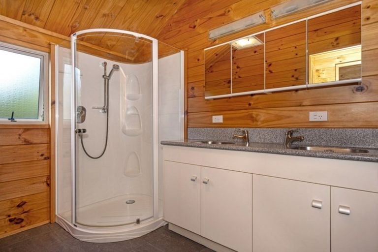 Photo of property in 122 Potae Avenue, Lytton West, Gisborne, 4010