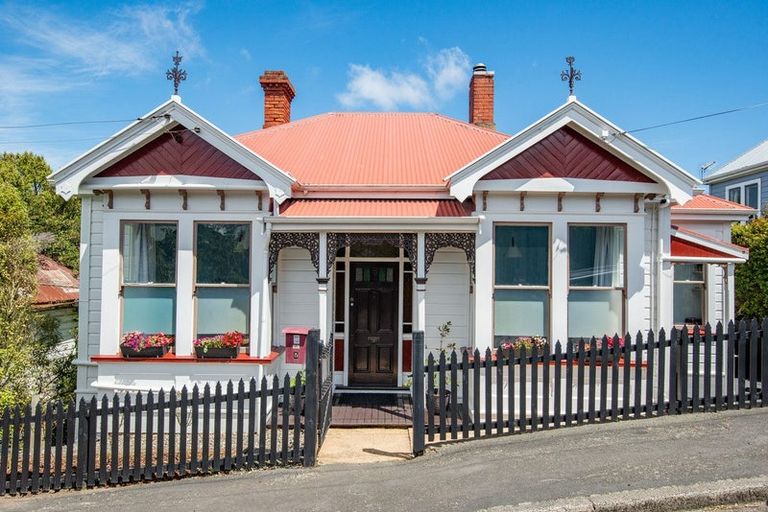 Photo of property in 5 Mosgiel Street, Mornington, Dunedin, 9011