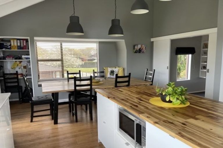 Photo of property in 57 Waterloo Crescent, Hokowhitu, Palmerston North, 4410