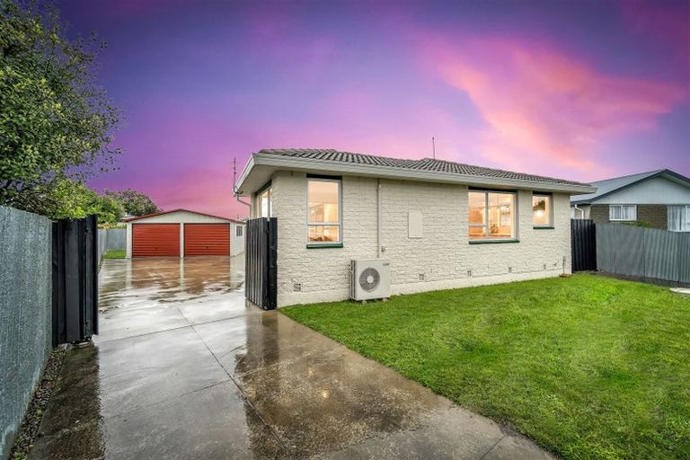 Photo of property in 18 Stacey Place, Woolston, Christchurch, 8062