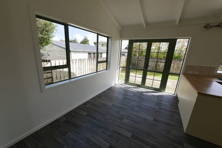 Photo of property in 13a Madill Street, Tuakau, 2121