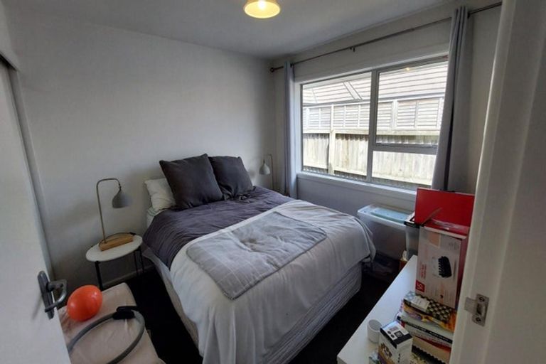 Photo of property in 2/29 Delaware Crescent, Russley, Christchurch, 8042