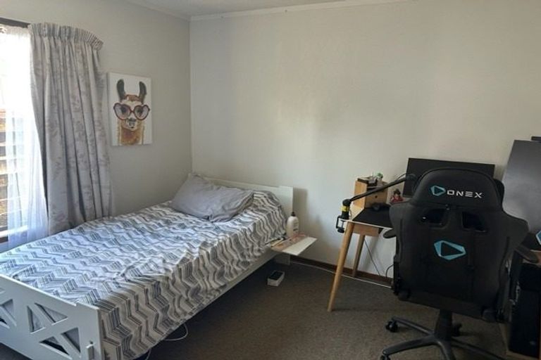 Photo of property in 3/8 Shakespeare Road, Milford, Auckland, 0620