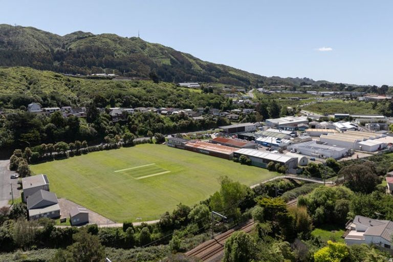 Photo of property in 45 Handyside Street, Tawa, Wellington, 5028