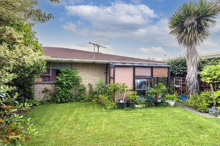 Photo of property in 33b Waimairi Road, Upper Riccarton, Christchurch, 8041