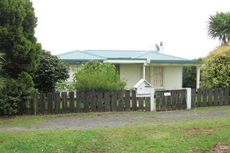 Photo of property in 4 Rame Road, Greenhithe, Auckland, 0632