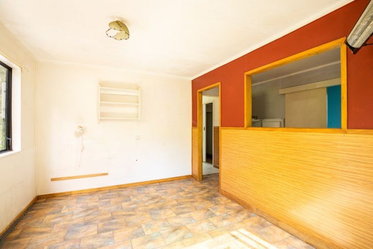 Photo of property in 109 Poplar Grove, Whalers Gate, New Plymouth, 4310