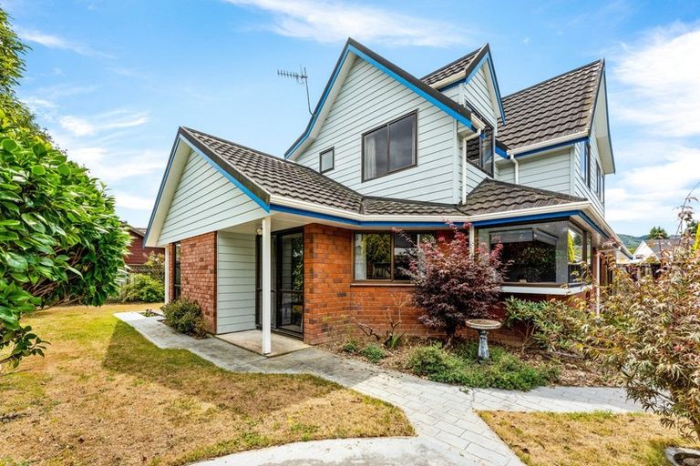 Photo of property in 26 Comeskey Grove, Elderslea, Upper Hutt, 5018