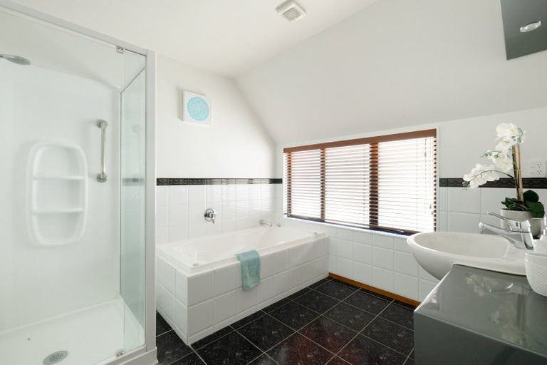 Photo of property in 4/20 Commons Avenue, Mount Maunganui, 3116