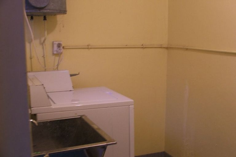 Photo of property in Avon Apartments, 5/313 The Terrace, Te Aro, Wellington, 6011