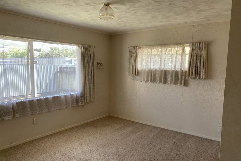 Photo of property in 81 Winchester Street, Levin, 5510
