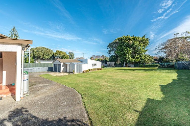 Photo of property in 1 Chester Street, Waverley, 4510