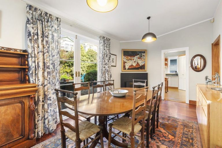 Photo of property in 35 Hohiria Road, Hataitai, Wellington, 6021