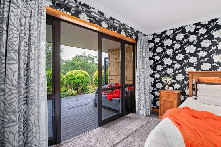 Photo of property in 14 Jaemont Court, Huntington, Hamilton, 3210