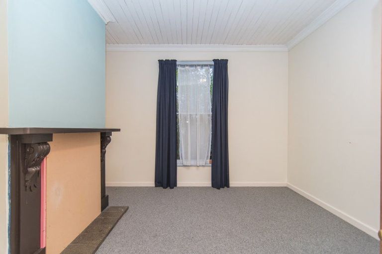 Photo of property in 81 Mckenzie Street, Geraldine, 7930