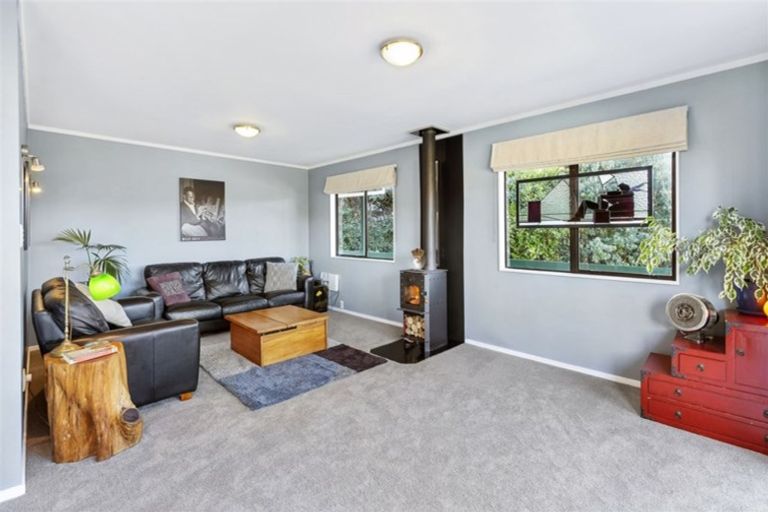 Photo of property in 22 Shackle Lane, Whitby, Porirua, 5024