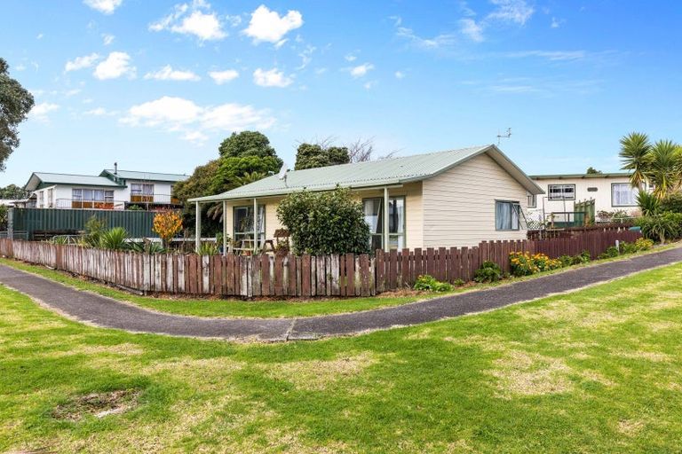 Photo of property in 24 Harris Street, Waitara, 4320