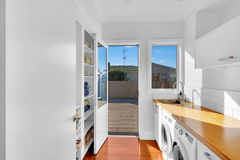 Photo of property in 713 Rainbow Avenue, Parkvale, Hastings, 4122