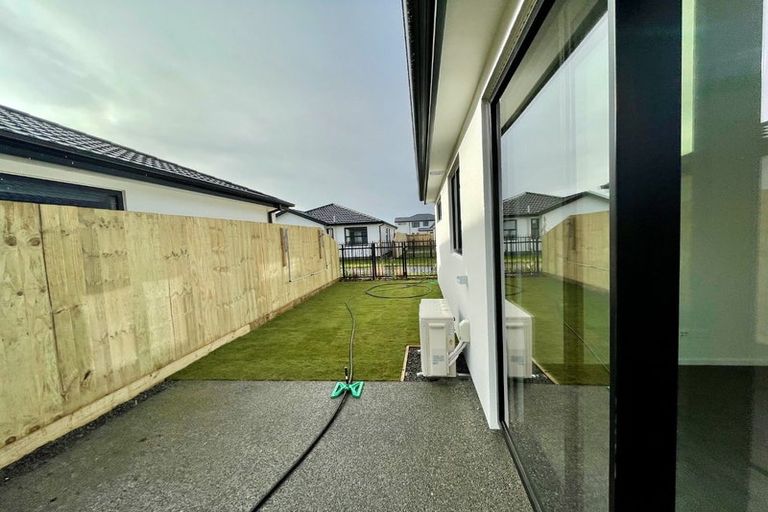 Photo of property in 13 Piopio Lane, Halswell, Christchurch, 8025