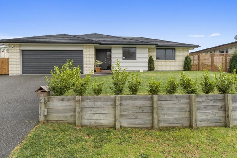 Photo of property in 126 Saint Andrews Drive, Bethlehem, Tauranga, 3110