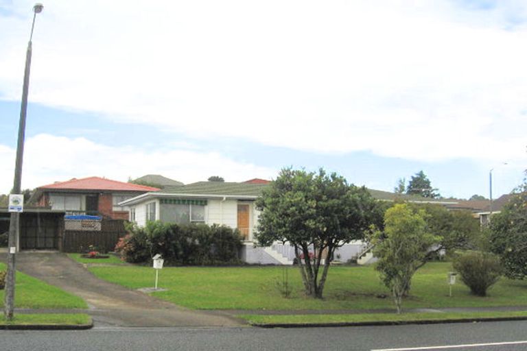 Photo of property in 7a Cromdale Avenue, Highland Park, Auckland, 2010