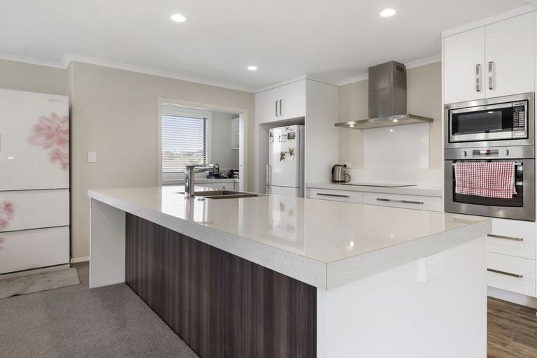 Photo of property in 126 Saint Andrews Drive, Bethlehem, Tauranga, 3110