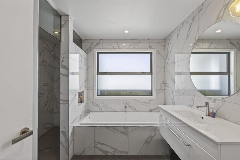 Photo of property in 22 Smith Street, Lepperton, New Plymouth, 4373