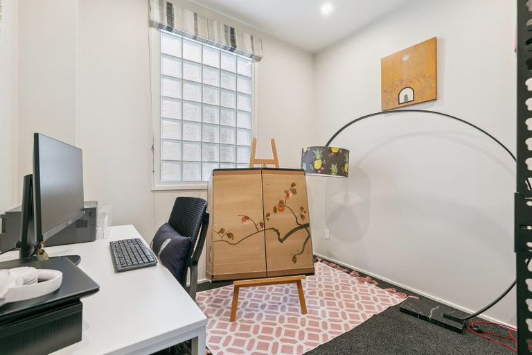 Photo of property in Hb Apartments, 2/3 Holland Street, Te Aro, Wellington, 6011